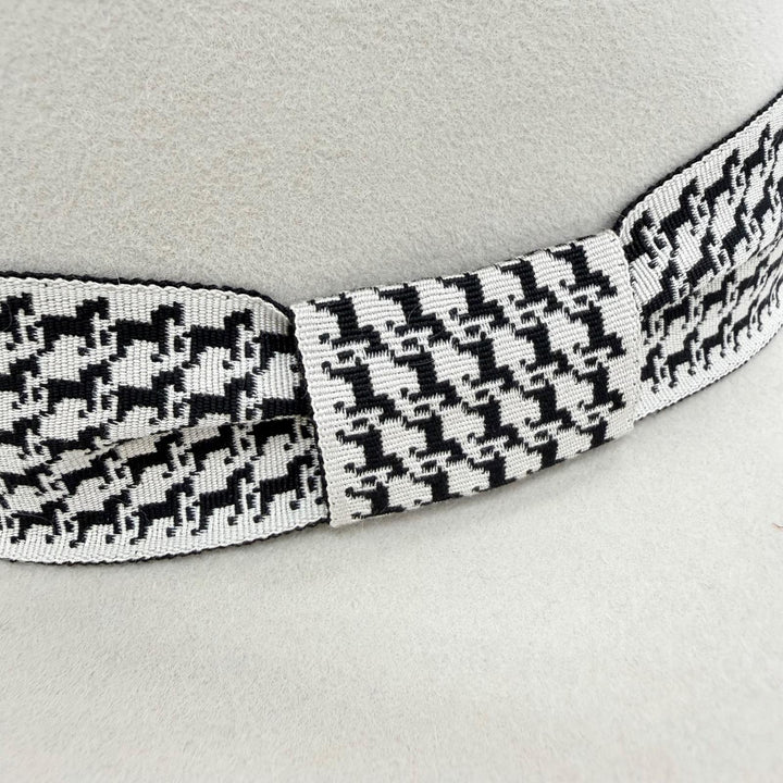 極美品☆HERMES エルメス Betty hat ベティハット ウール100％ ホース柄リボン ベージュ IT 58 イタリア製 正規品 レディース 保存袋付き