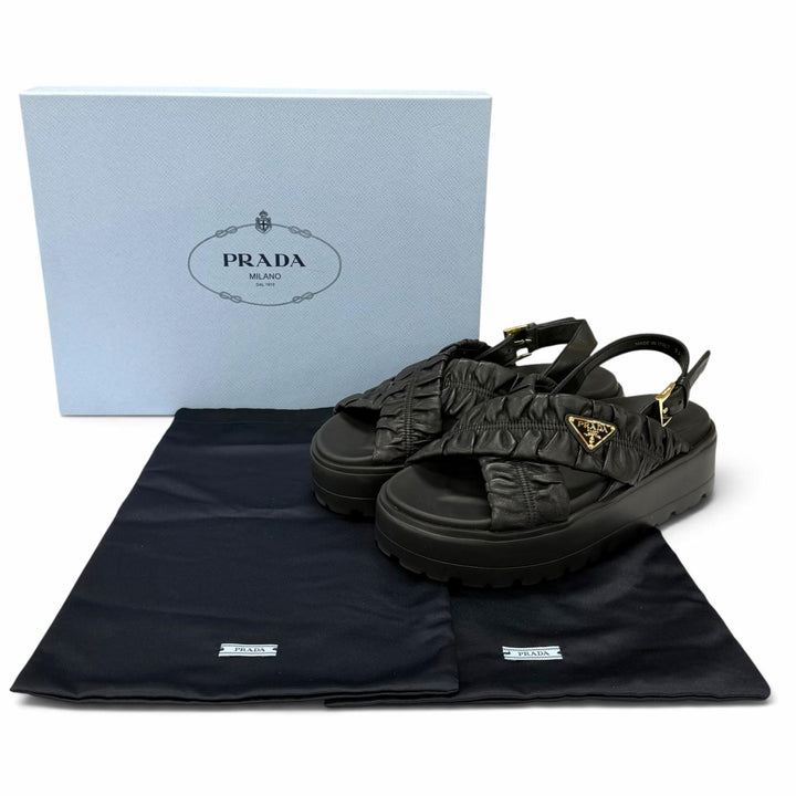 未使用品★PRADA プラダ 26SS 1XZ796 マテラッセレザー フラットフォームサンダル トライアングルロゴ ブラック 35.5 箱・袋付