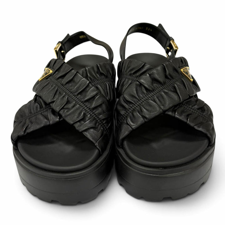 未使用品★PRADA プラダ 26SS 1XZ796 マテラッセレザー フラットフォームサンダル トライアングルロゴ ブラック 35.5 箱・袋付