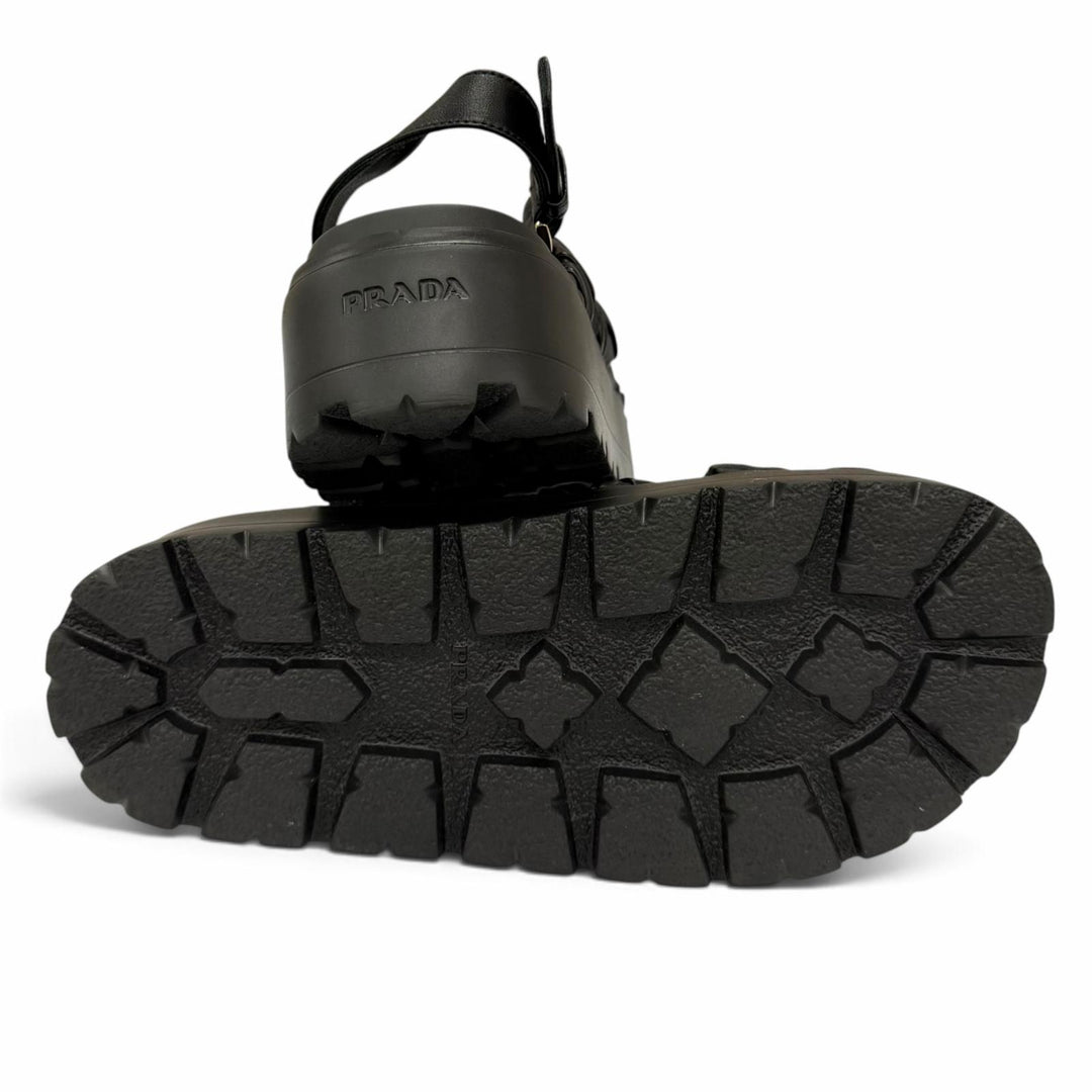 未使用品★PRADA プラダ 26SS 1XZ796 マテラッセレザー フラットフォームサンダル トライアングルロゴ ブラック 35.5 箱・袋付
