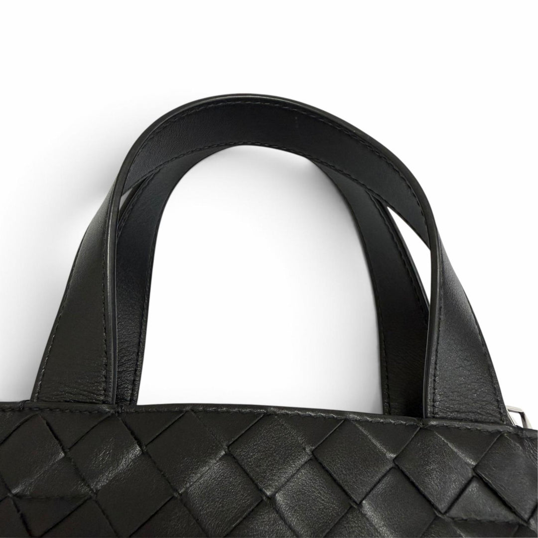 極美品□BOTTEGAVENETA ボッテガヴェネタ 855504 カーフレザー イントレチャート ミニトートバッグ ショルダーバッグ 伊製 定価528000円