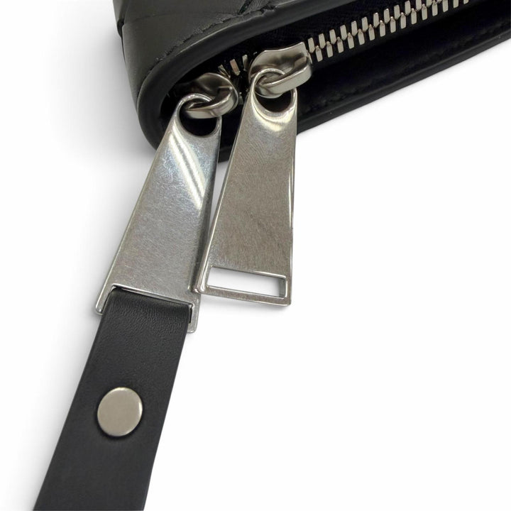 美品▼BOTTEGAVENETA ボッテガヴェネタ 629134 レザー マキシイントレチャート クラッチバッグ ブラック シルバー金具 伊製 保存袋付き