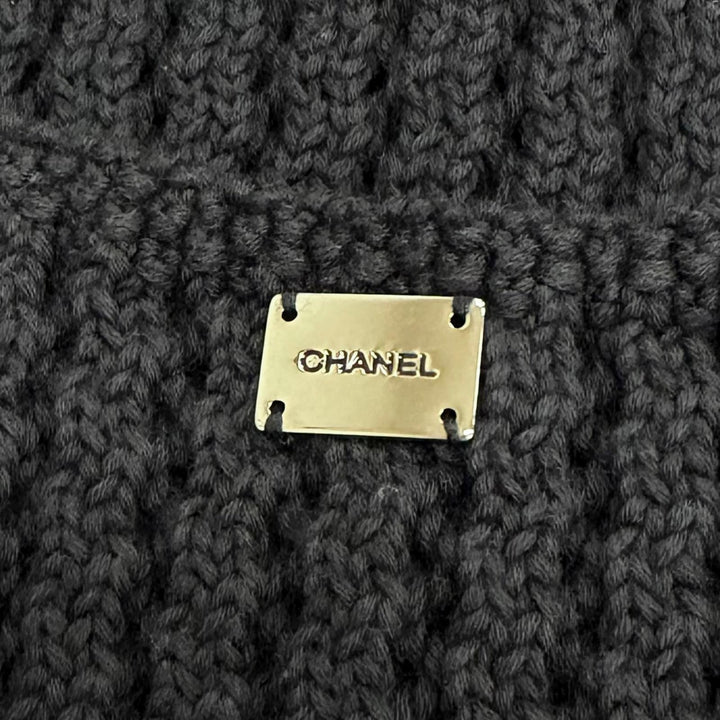 美品△CHANEL シャネル ヴィンテージ 03P P21109 カシミヤ混 ロゴプレート ココボタン コサージュ付き ニットジャケット 黒 FR 34 正規品