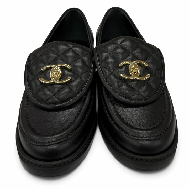極美品★CHANEL シャネル G36646 マトラッセ ココマーク ターンロック レザー ローファー ブラック ゴールド金具 38 伊製 箱・保存袋付き