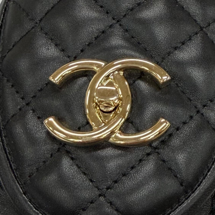 極美品★CHANEL シャネル G36646 マトラッセ ココマーク ターンロック レザー ローファー ブラック ゴールド金具 38 伊製 箱・保存袋付き