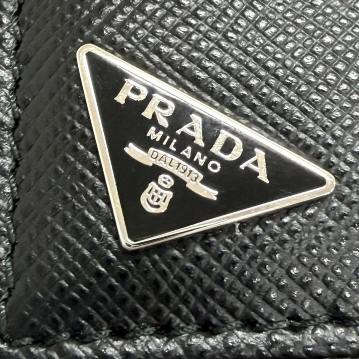 未使用品□PRADA プラダ 2PG222 サフィアーノレザー トライアングルロゴ 6連 キーホルダー キーケース ブラック イタリア製 メンズ 箱付