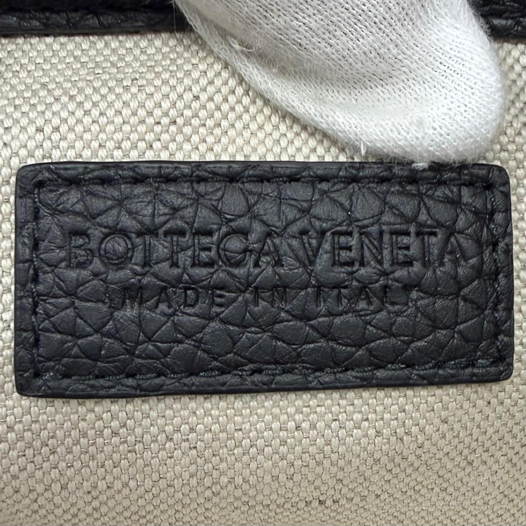 未使用品▼BOTTEGAVENETA ボッテガヴェネタ 795632 レザー マキシイントレチャート ディアゴ クラッチバッグ ブラック 伊製 定価335500円