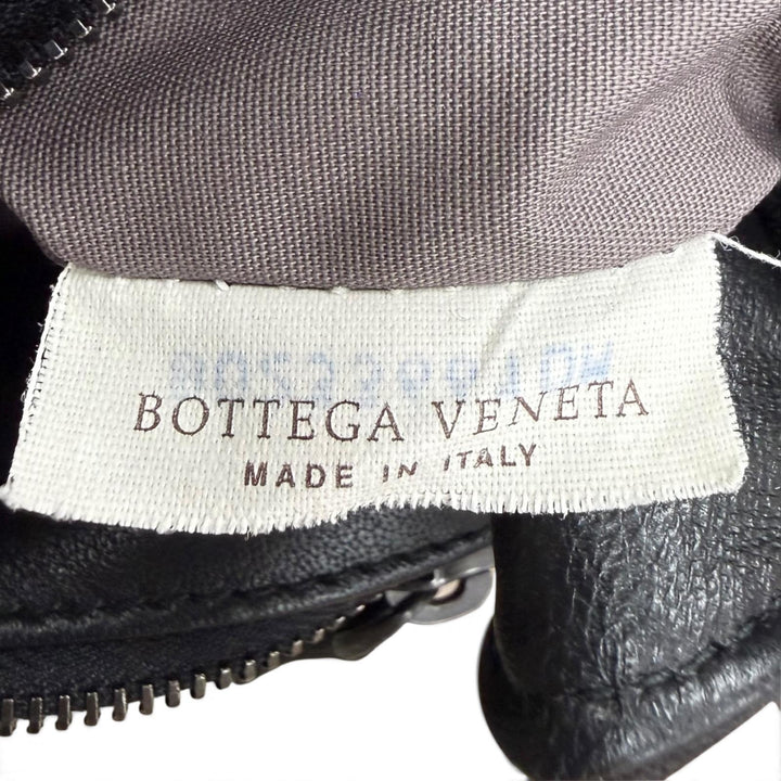 美品☆BOTTEGAVENETA ボッテガヴェネタ イントレチャート レザー クラッチバッグ ブラック イタリア製 レディース 保存袋付き