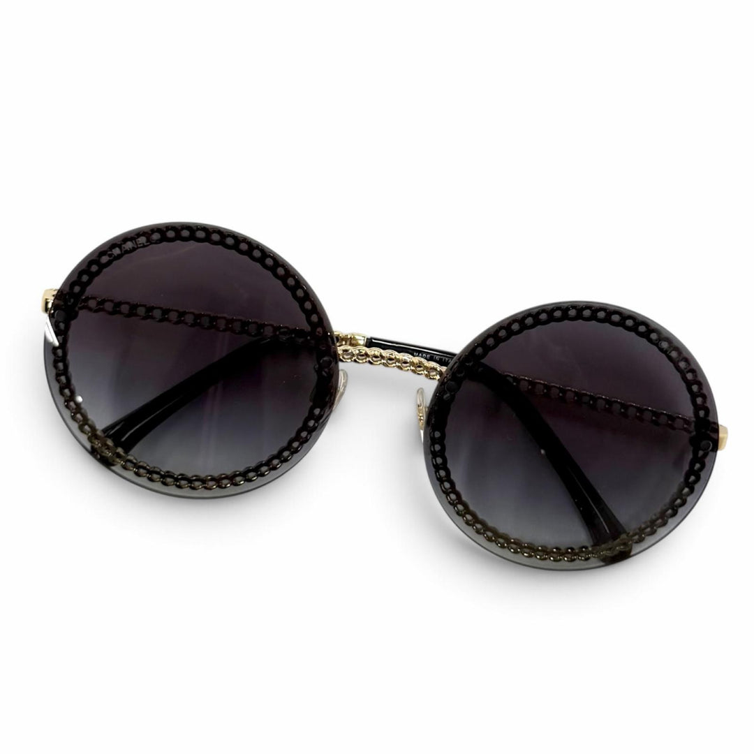 美品★CHANEL シャネル 4245 チェーングラスコード付 ココマーク ラウンド サングラス ブラック ゴールド 58□18 135 イタリア製