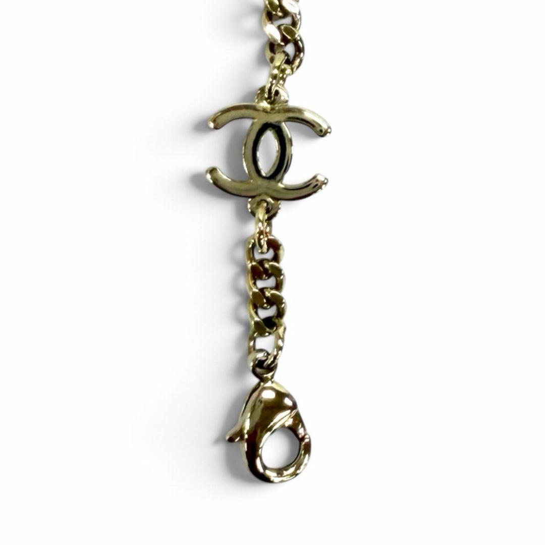 美品★CHANEL シャネル 4245 チェーングラスコード付 ココマーク ラウンド サングラス ブラック ゴールド 58□18 135 イタリア製