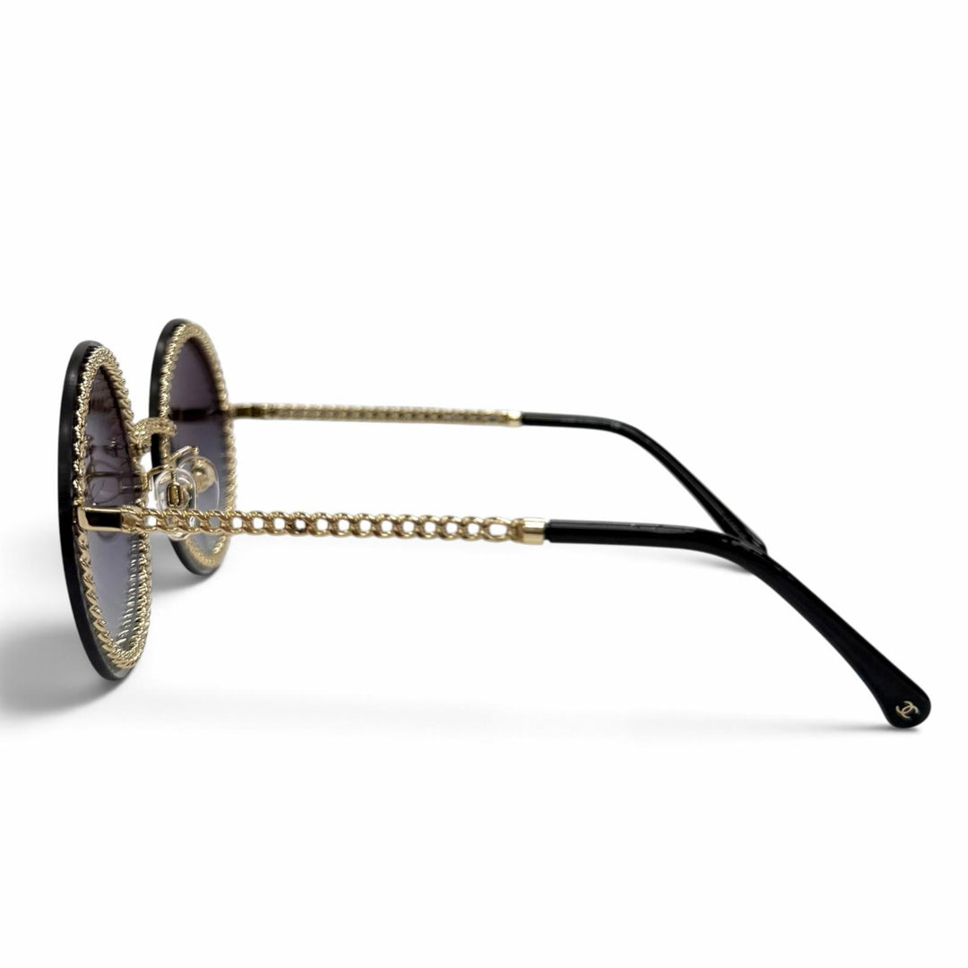 美品★CHANEL シャネル 4245 チェーングラスコード付 ココマーク ラウンド サングラス ブラック ゴールド 58□18 135 イタリア製