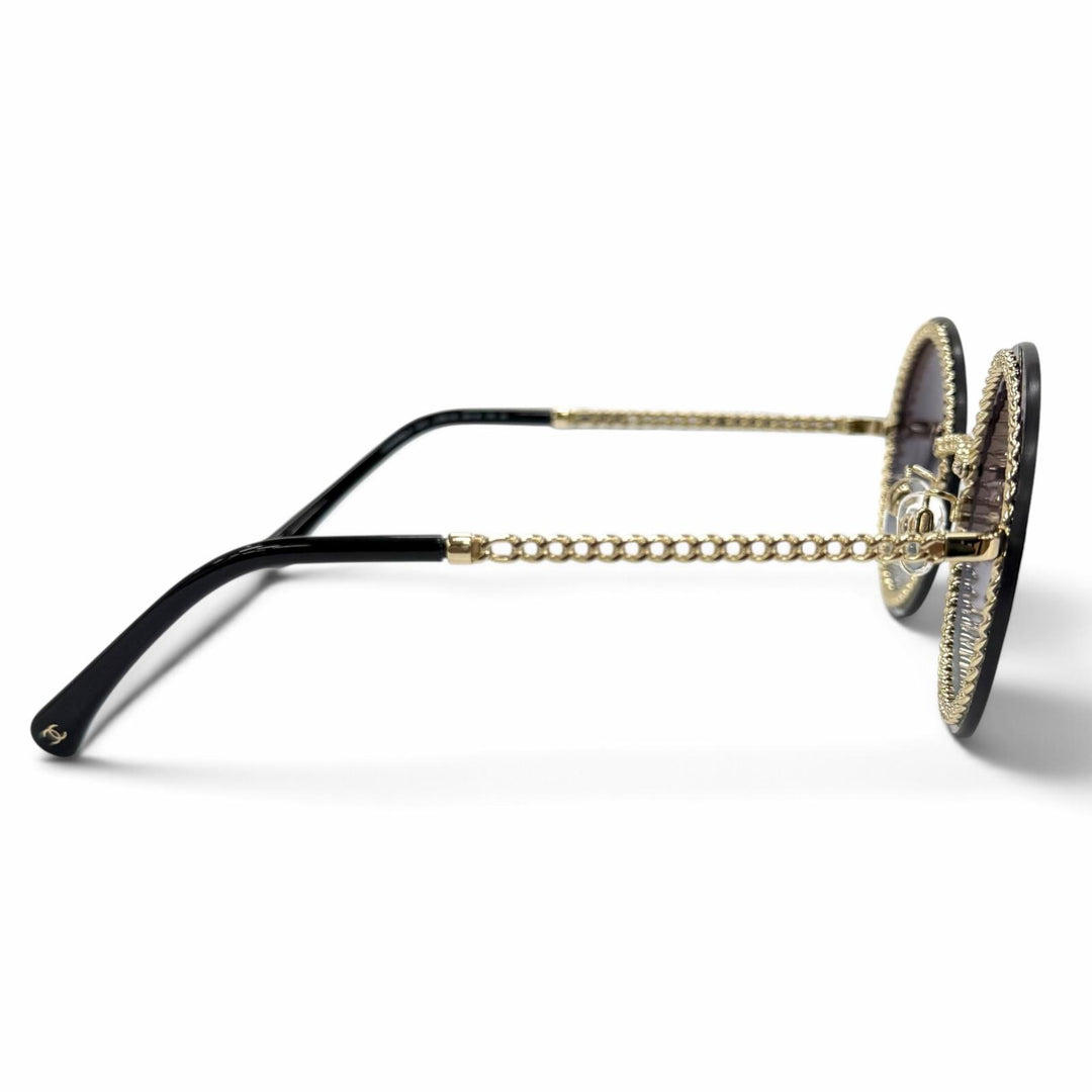 美品★CHANEL シャネル 4245 チェーングラスコード付 ココマーク ラウンド サングラス ブラック ゴールド 58□18 135 イタリア製