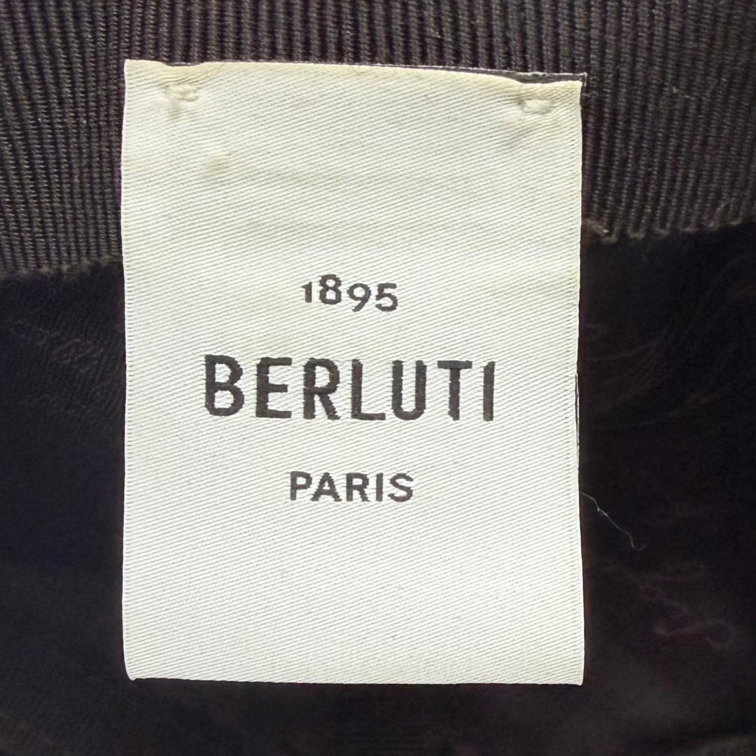 美品▼BERLUTI ベルルッティ B Thabor レザーバイザー エンブロイダリー カシミヤ 公式掲載中 ベースボールキャップ M 正規 定価112200円
