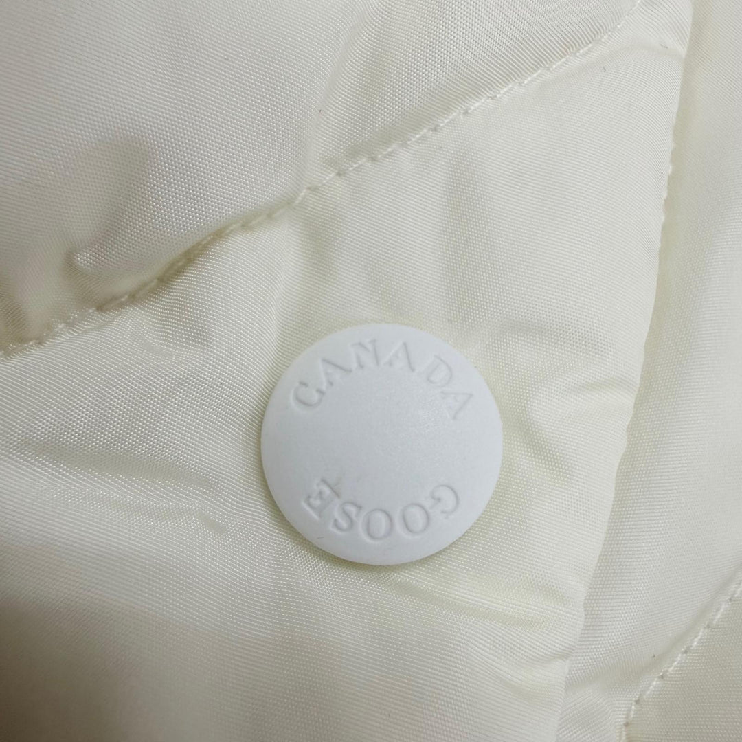 極美品☆CANADA GOOSE カナダグース 7032L1 ロゴワッペン キルティング ニット切替 ダウンジャケット アイボリー S カナダグースジャパン