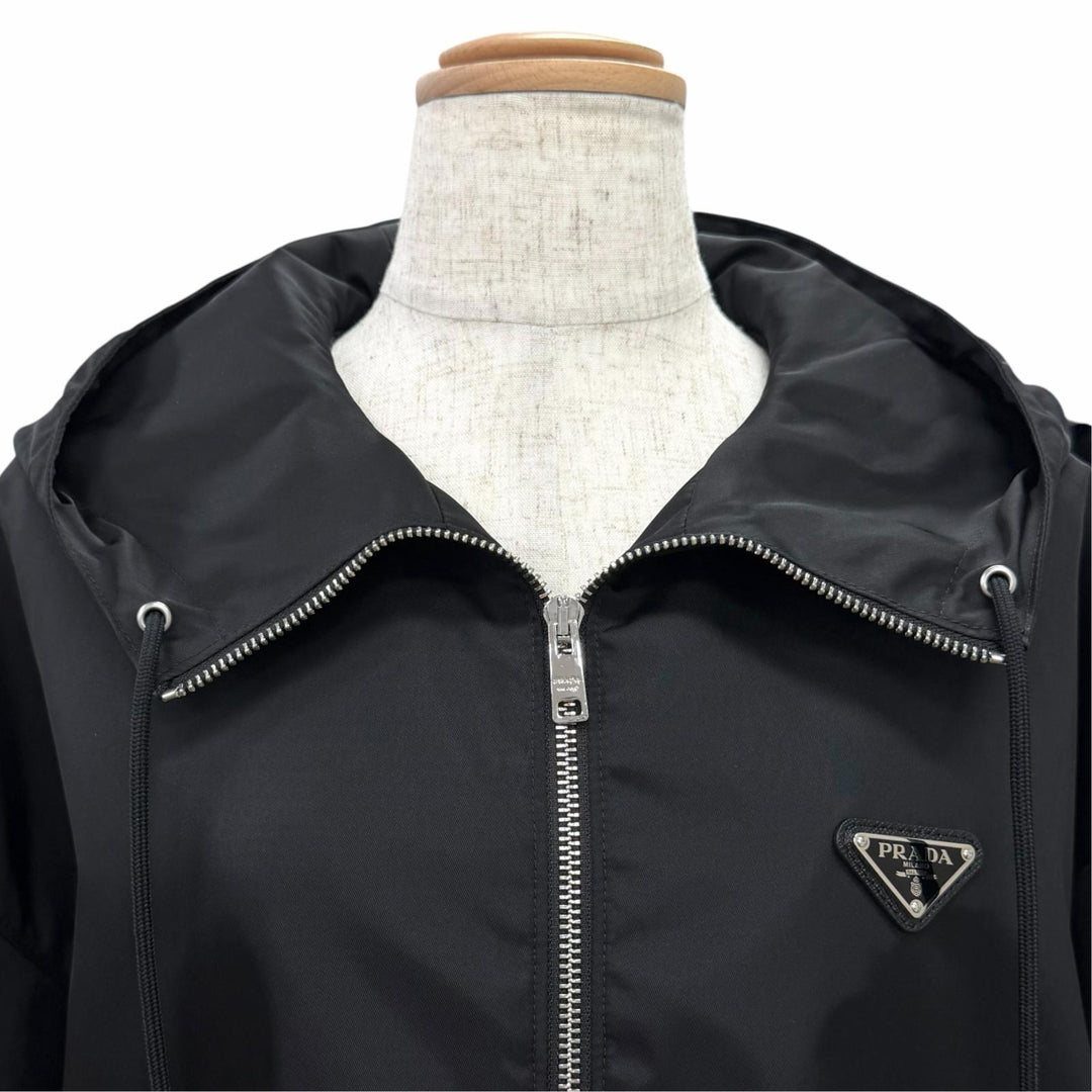 極美品△PRADA プラダ 2024年 292102 トライアングルロゴプレート Re Nylon リナイロン ブルゾン ジャケット ブラック IT 36 伊製 正規品