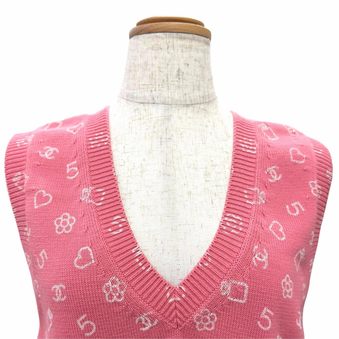 極美品△CHANEL シャネル P74201K10609 コットン ココマーク カメリア 香水ボトル ハート 総柄 Vネック ニットベスト ピンク FR38 正規品