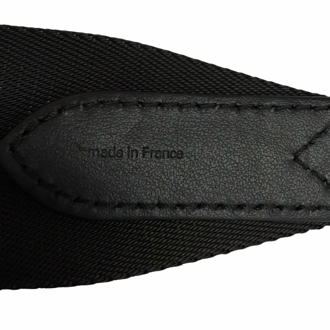 美品□LOUIS VUITTON ルイヴィトン 2021年製 J02496 レザー ロゴデザイン ショルダーストラップ ブラック シルバー金具 フランス製