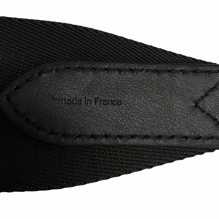美品□LOUIS VUITTON ルイヴィトン 2021年製 J02496 レザー ロゴデザイン ショルダーストラップ ブラック シルバー金具 フランス製