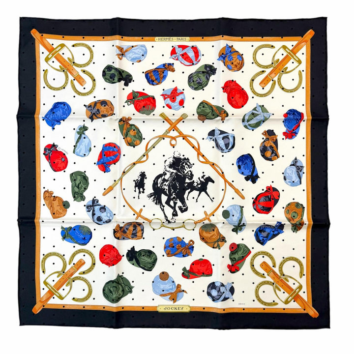 未使用品▼HERMES エルメス カレ 55 JOCKEY ジョッキー シルク100% 現行品 スカーフ ブラック レッド ヴェールロデン 定価122100円 箱付
