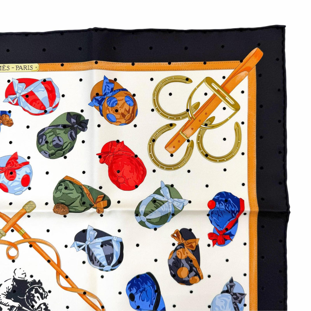 未使用品▼HERMES エルメス カレ 55 JOCKEY ジョッキー シルク100% 現行品 スカーフ ブラック レッド ヴェールロデン 定価122100円 箱付
