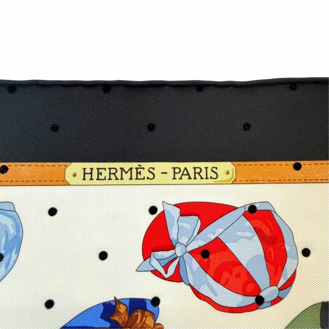 未使用品▼HERMES エルメス カレ 55 JOCKEY ジョッキー シルク100% 現行品 スカーフ ブラック レッド ヴェールロデン 定価122100円 箱付