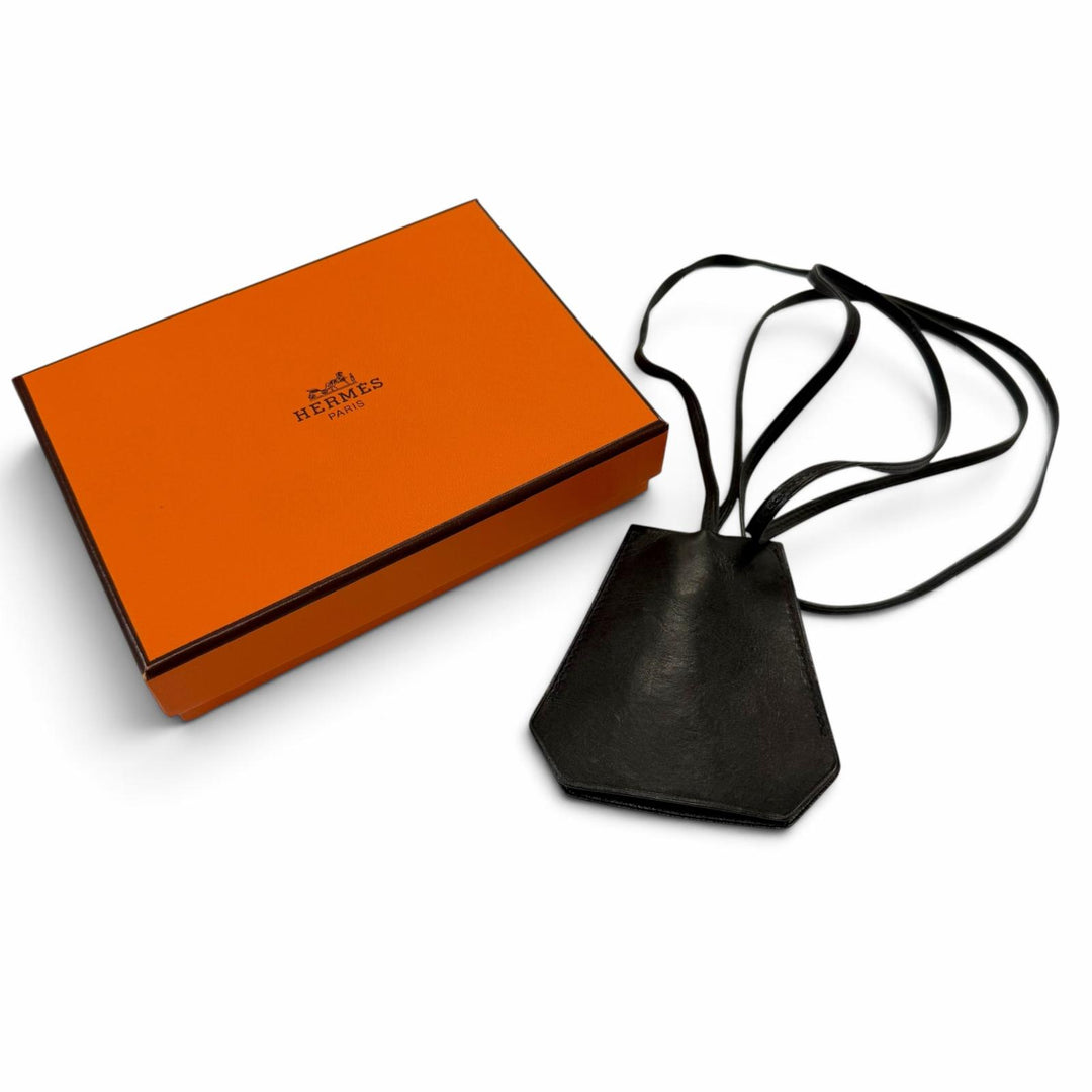 良品▼HERMES エルメス ヴィンテージ ラージクロシェット レザー マルジェラ期 ネックレス ブラック □C刻印 フランス製 メンズ 箱付き