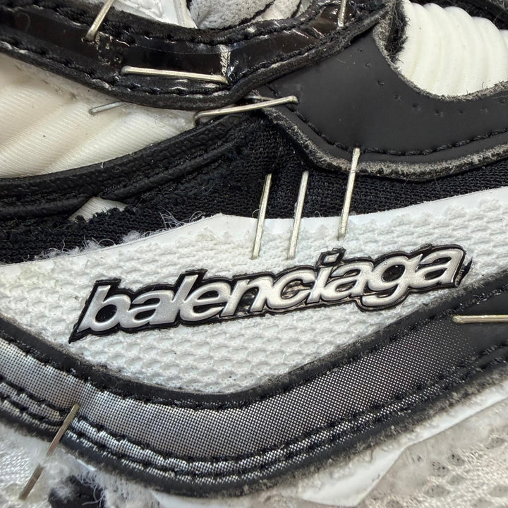 極美品▼BALENCIAGA バレンシアガ 26SS 841506 Soleless Sneakers メッシュ レースアップ スニーカー ホワイト ブラック EU 40 (26.5cm)
