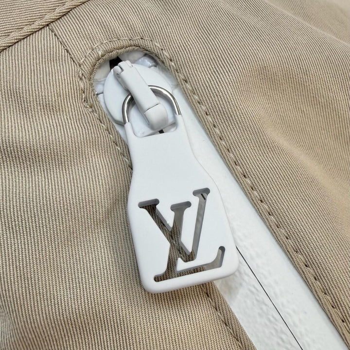 極美品▼LOUIS VUITTON ルイヴィトン 26AW コットン テクニカル シグネチャープリント ギャバジ カーゴパンツ 44 正規品 定価282700円
