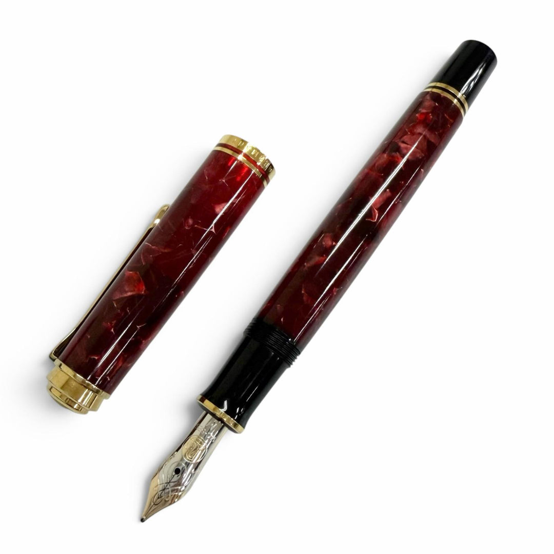極美品□PERIKAN ペリカン M600 スーベレーン ペン先14K Mニブ キャップ 吸入式 万年筆 ルビーレッド ゴールド ドイツ製 メンズ 箱付き