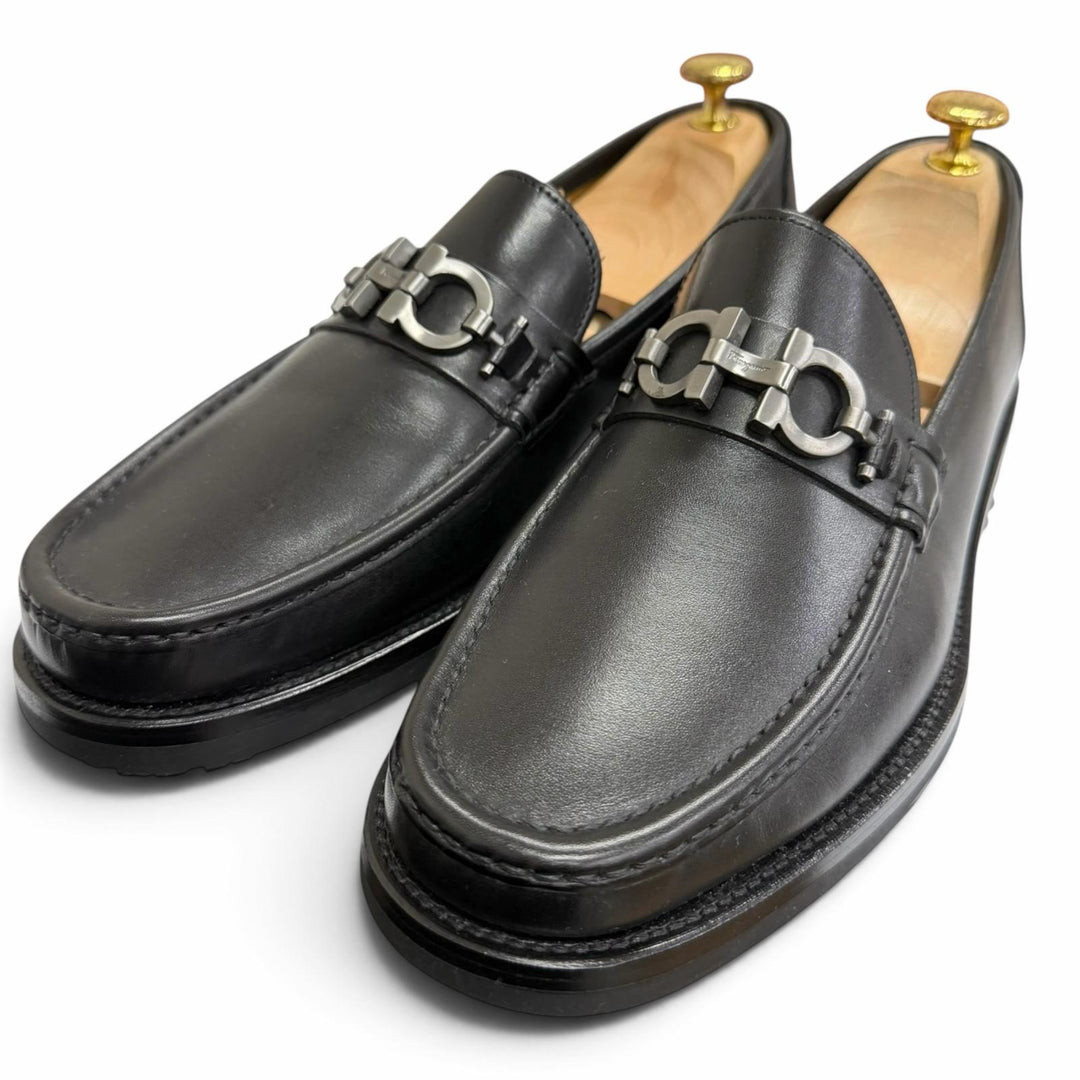 未使用品□Salvatore Ferragamo サルヴァトーレフェラガモ レザー ダブルガンチーニ ローファー ブラック 7 EE イタリア製 箱・保存袋付