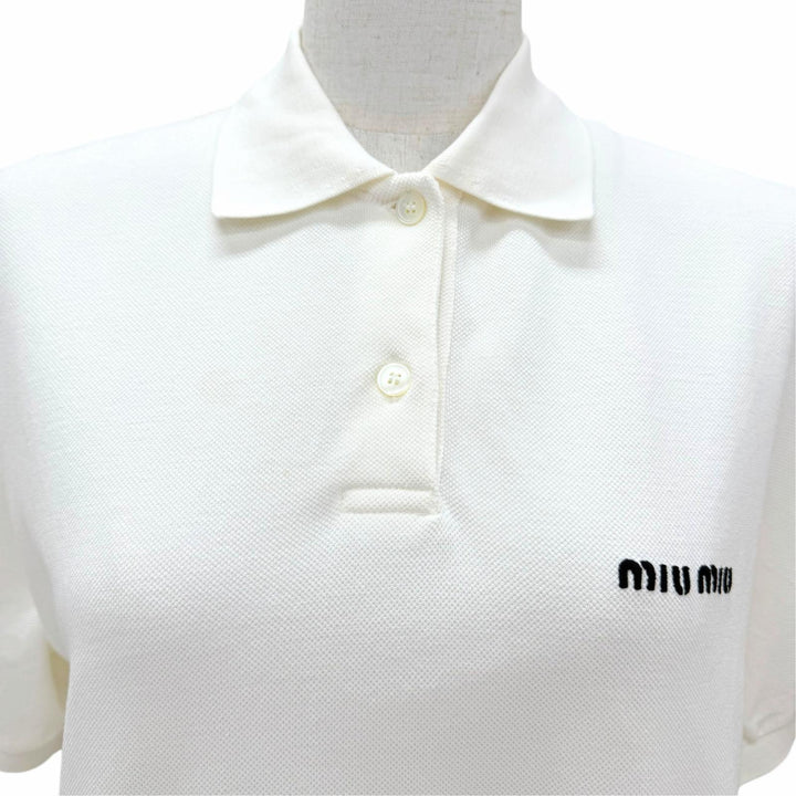 美品☆MIUMIU ミュウミュウ 2024年製 MJN535 コットン ロゴ刺繍 コットンピケ 半袖ポロシャツ ホワイト XS イタリア製 正規品 レディース