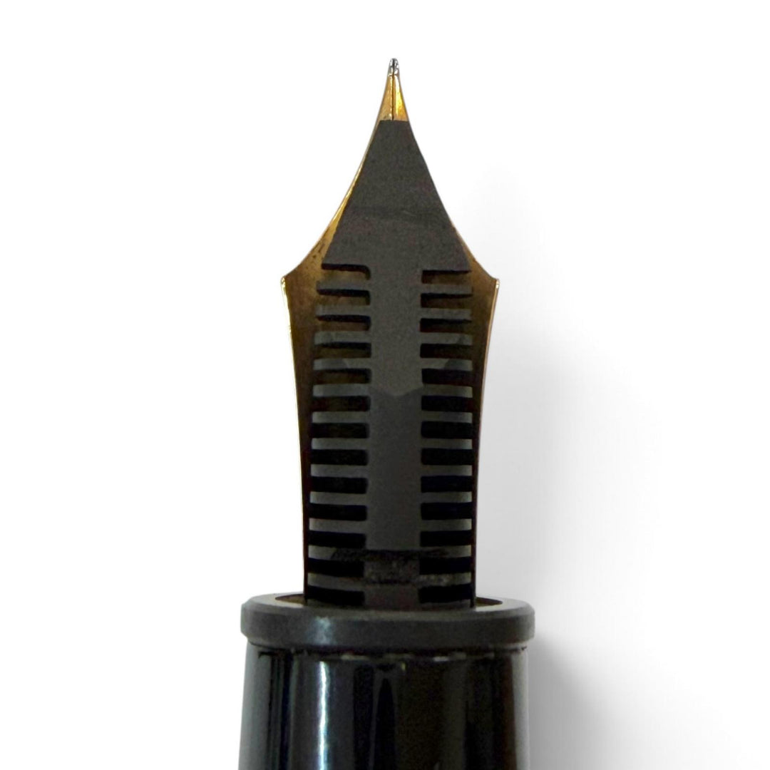 極美品▼MONTBLANC モンブラン マイスターシュテュック 146 ペン先14K EFニブ ホワイトスター 万年筆 ブラック ゴールド ドイツ製