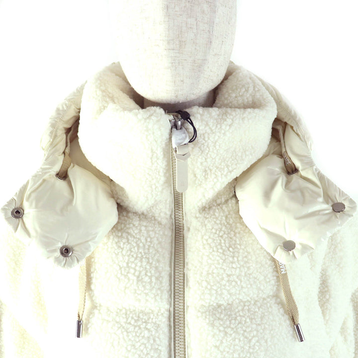 未使用品△MACKAGE マッカージュ 24AW 11542256 EDANA-TD エダナ ロゴ刺繍 フード付き ボア ダウンジャケット クリーム L ガーメント付き