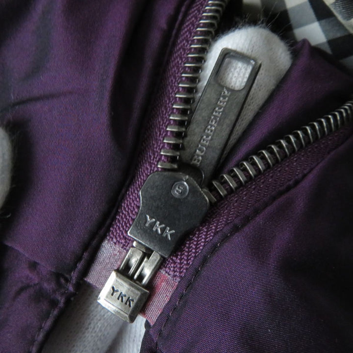 美品☆正規品 バーバリーロンドン FC055-725-38 裏地ノバチェック柄 ZIP UP ダウンベスト パープル系 36 レディース
